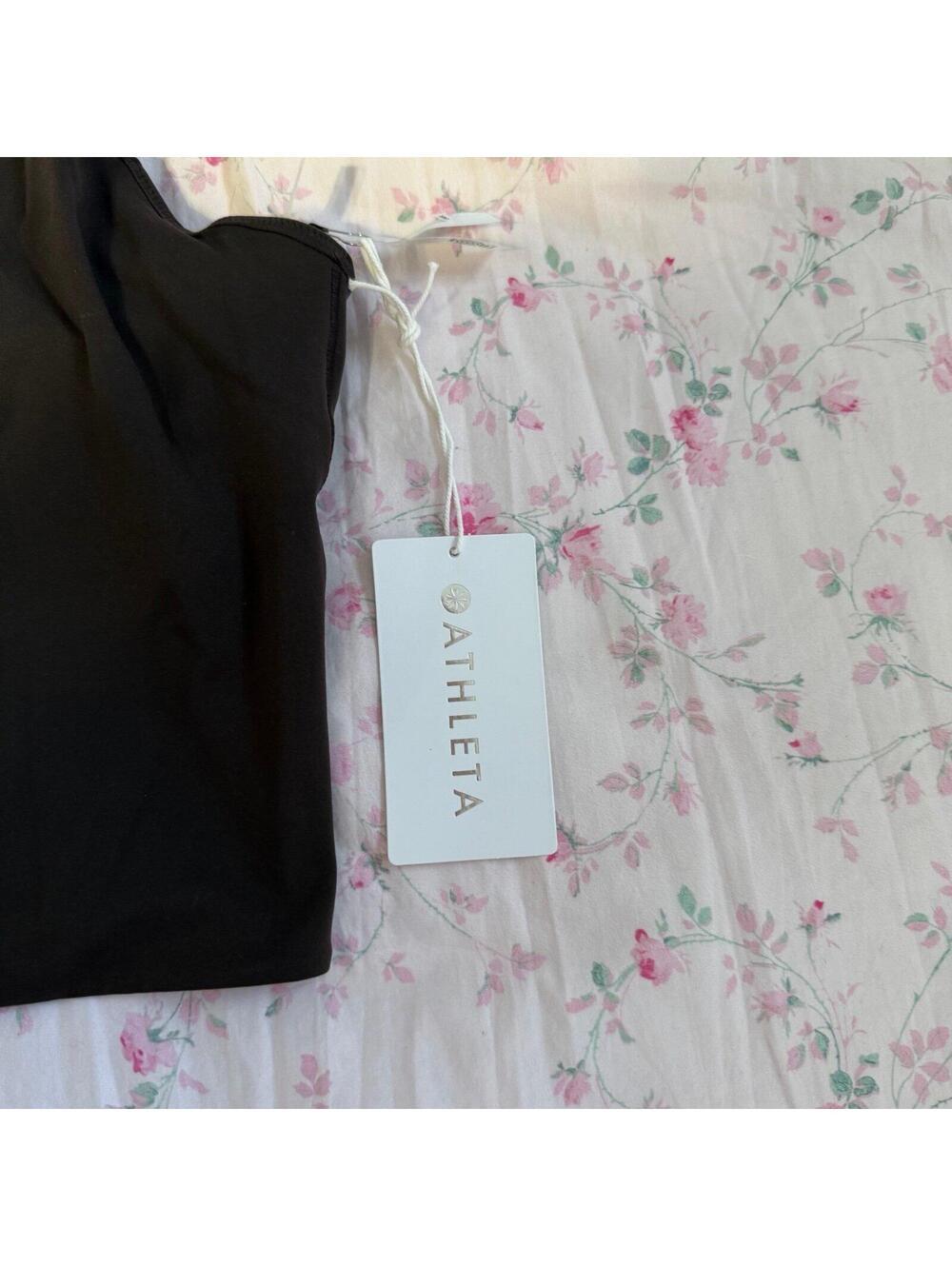 Athleta Cropped Cami Top [COPY] - Picture 2 of 4